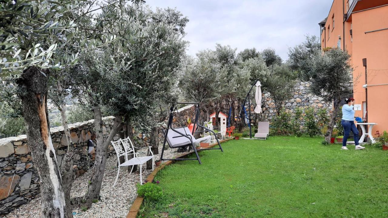 דירות ג'נובה Poggio Degli Ulivi מראה חיצוני תמונה