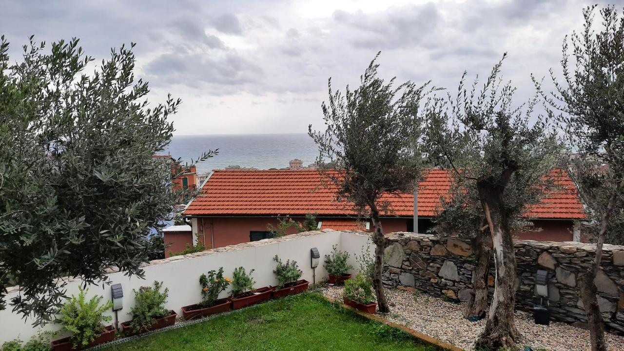 דירות ג'נובה Poggio Degli Ulivi מראה חיצוני תמונה